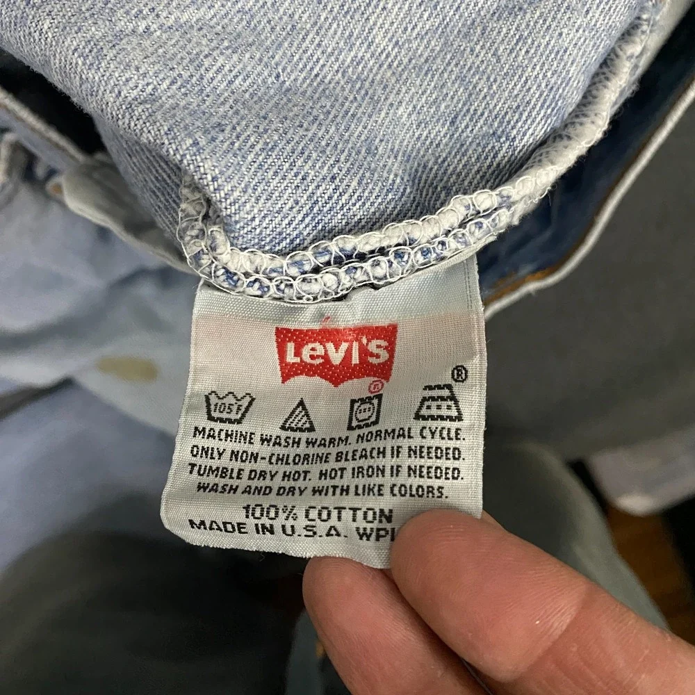 Vintage Levis 501 Jeans Mens FITS Men 33x30 Denim Button Fly Distressed Made USA